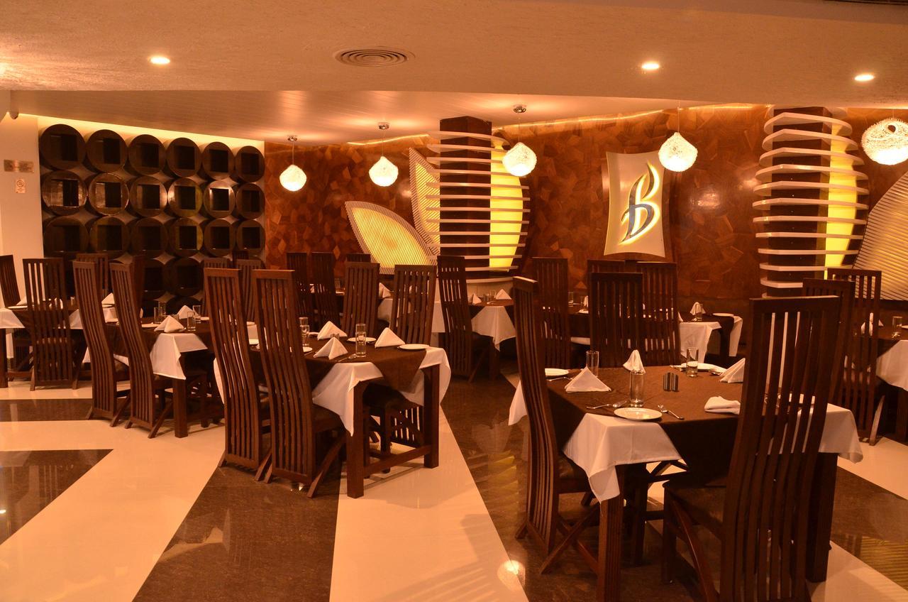 Hotel Bellevue Inn Ganganagar Экстерьер фото