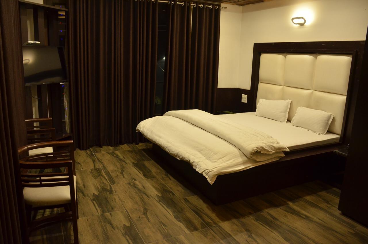 Hotel Bellevue Inn Ganganagar Экстерьер фото